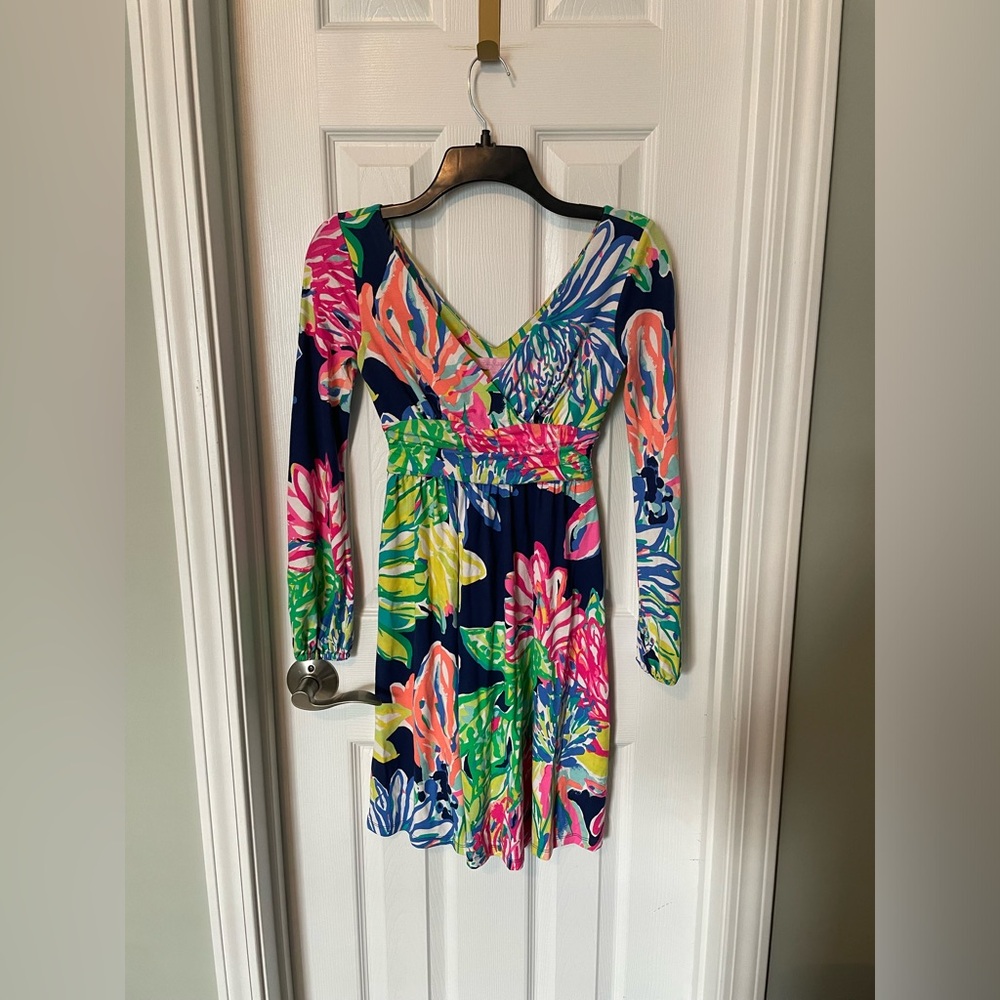 Lilly Pulitzer Fleur dress in the Resort Navy Travelers Palm print - Picture 2 of 5